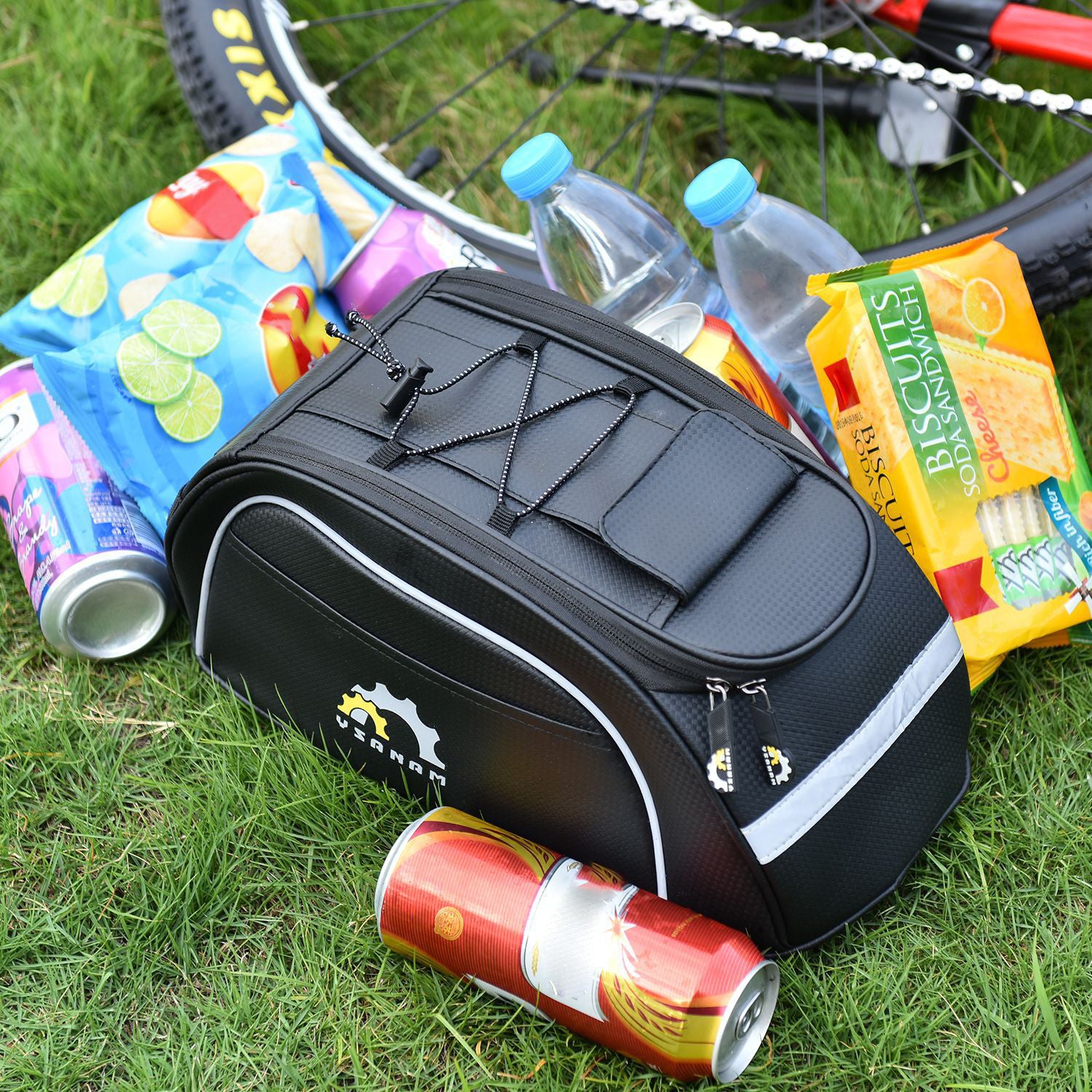 YSANAM YS-113S 8L Bicycle Waterproof PU Leather Insulation Bag Rear Rack Pannier Pack Cycling Storage Bag - Black YSANAM YS-113S 8L Bicycle Waterproof PU Leather Insulation Bag Rear Rack Pannier Pack Cycling Storage Bag - Black